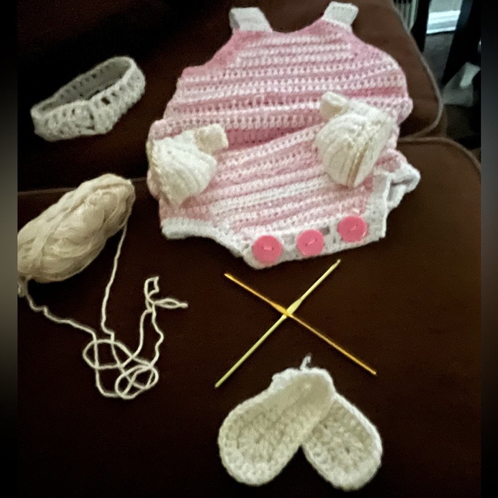 Baby rompers made with 💯 % cotton yarn 🧶 with snap for easy access